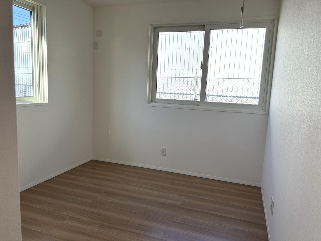 �m�� -
